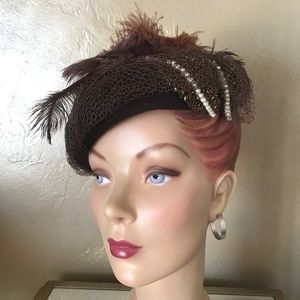 ELEGANT 1950s' BROWN VELOUR TOQUE WITH BEAD/PEARL "LEAVES' + BROWN FEATHER TRIM